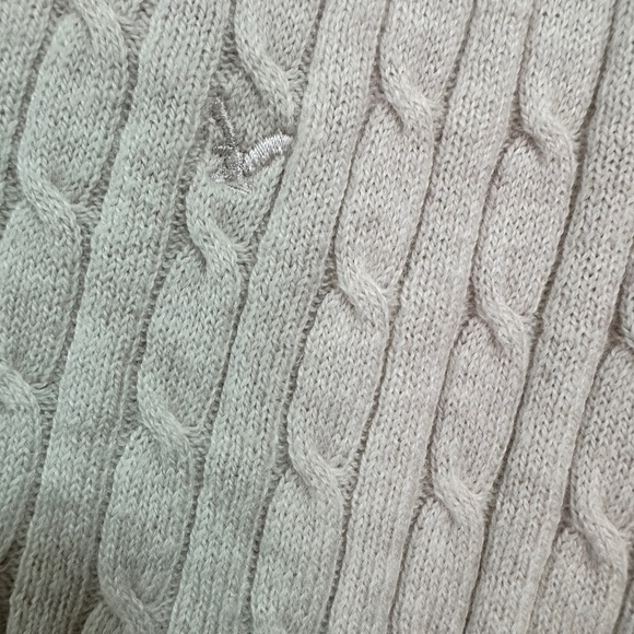 Y2K Style American Eagle Outfitters Cream V-Neck Sweater Woman’s Size Large - Picture 2 of 4
